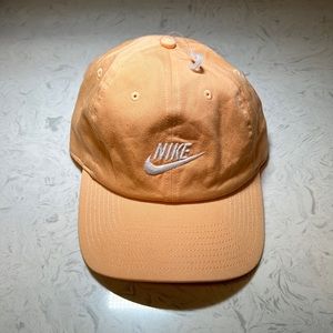 NIKE heritage 86 orange Futura